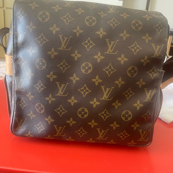 Louis Vuitton Monogram Messenger Bag in Brown - Picture 1 of 15
